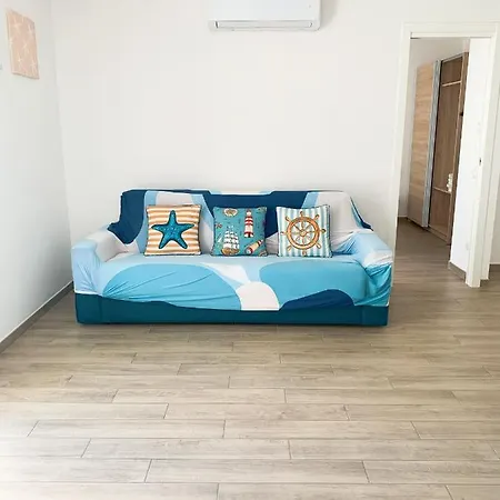 Conero-alba Al Mare-stella-bilocale E Corte Porto Potenza Picena
